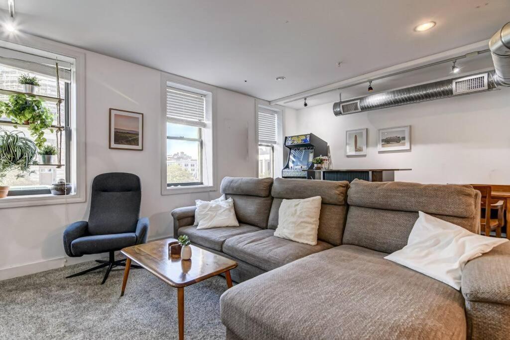 Lovely 2-Bedroom Unit In Springfield Extérieur photo