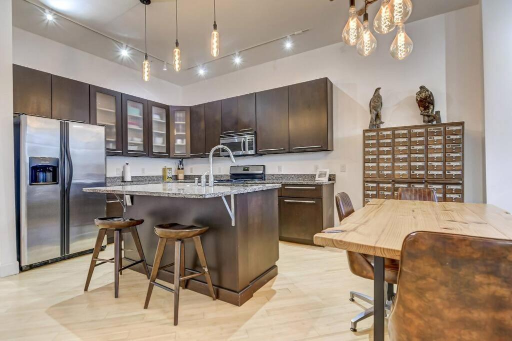 Lovely 2-Bedroom Unit In Springfield Extérieur photo