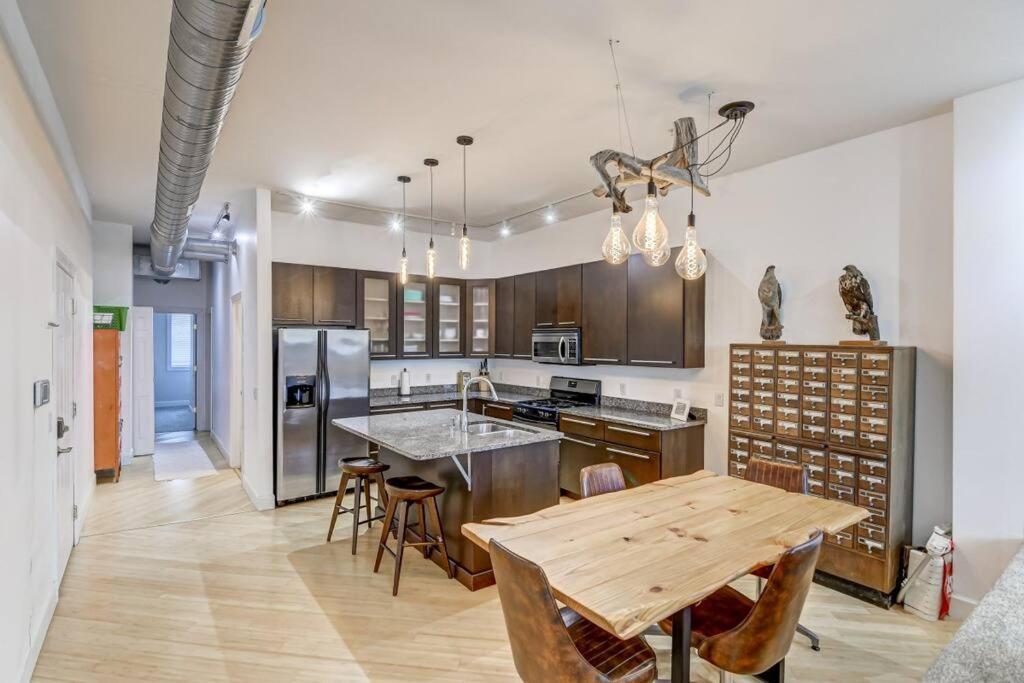 Lovely 2-Bedroom Unit In Springfield Extérieur photo